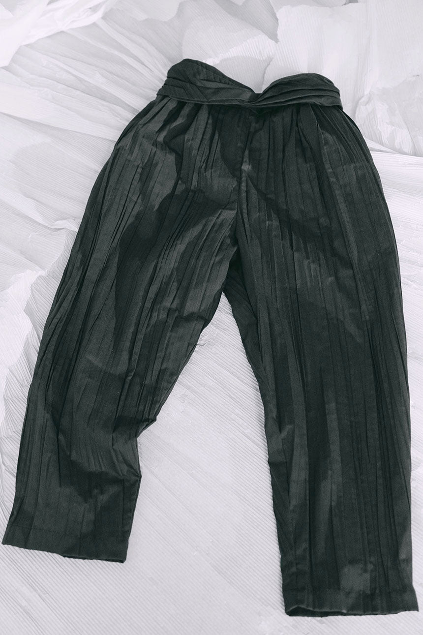 INES Crinkle Cotton Pants (Last Piece) - Dark Charcoal